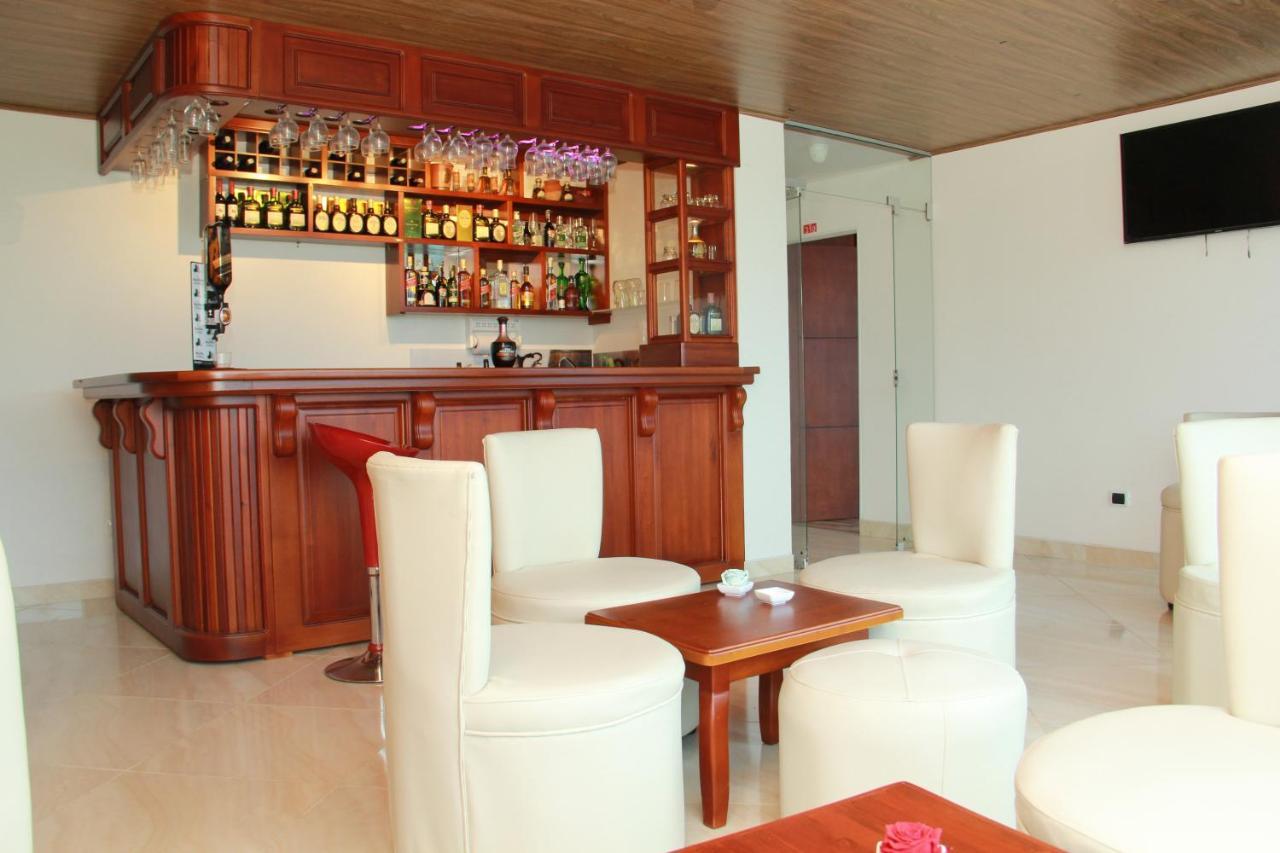 Hotel 80 Real Tenjo Zewnętrze zdjęcie